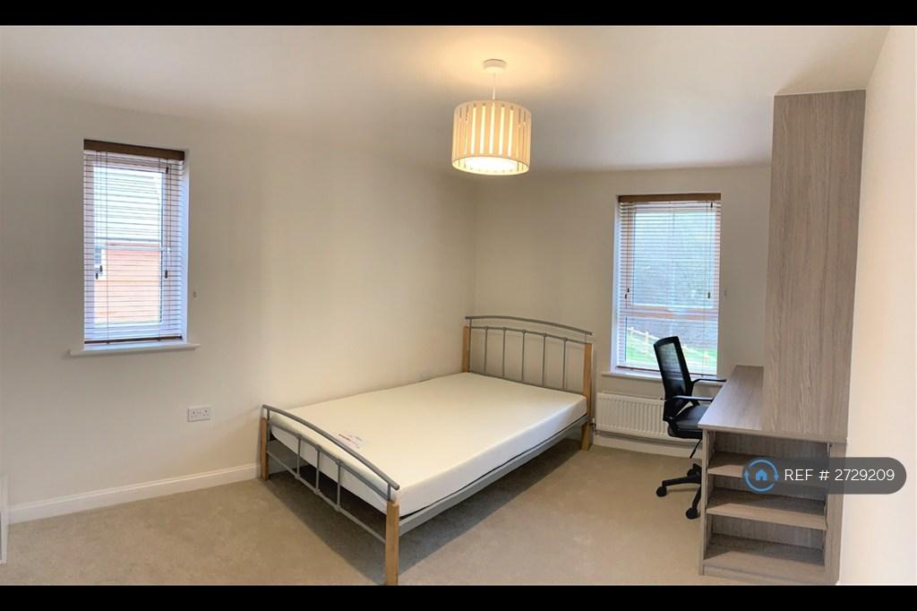 Master Bedroom - Bright And Airy