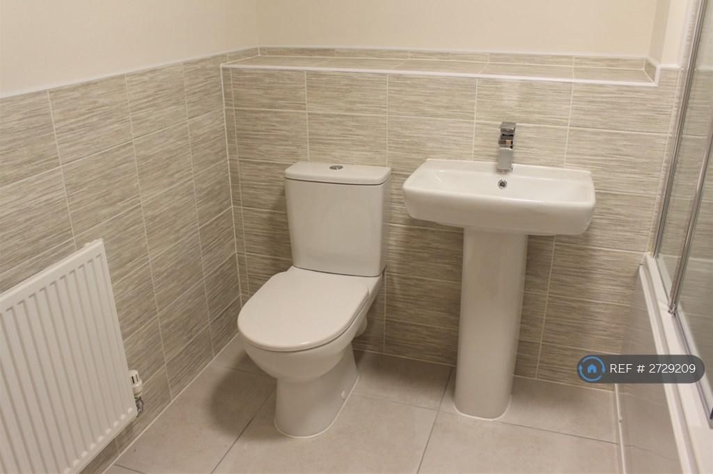 2nd Separate Bathroom For Bedroom 2