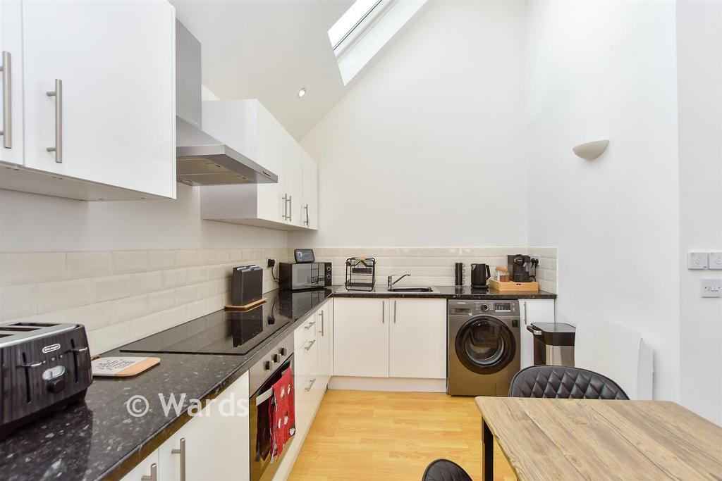 Kitchen/Dining Area