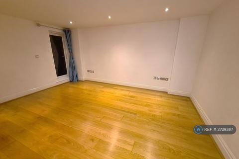 2 bedroom flat to rent, Royal Quarter, Kingston Upon Thames, KT2