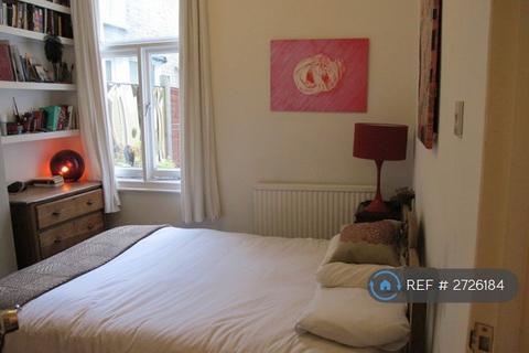 undefined, Ethnard Road, London, SE15
