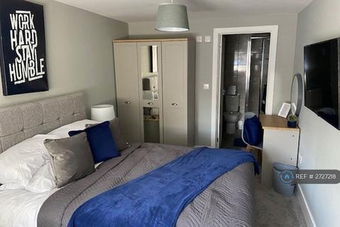 1 bedroom in a house share to rent, Saffron Road, Bracknell, RG12