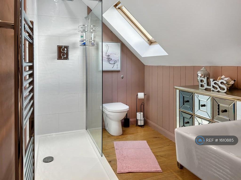 Bedroom 1 With Ensuite