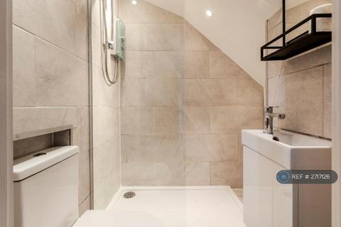 undefined, Seymour Court, Surrey, GU21