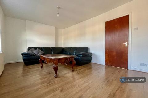 3 bedroom flat to rent, Acton, London, W3
