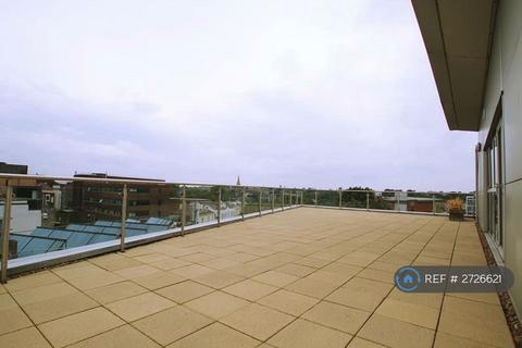 2 bedroom penthouse to rent, North West, Nottingham, NG1