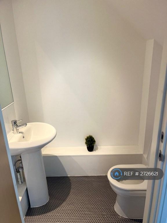 Ground Floor Bathroom