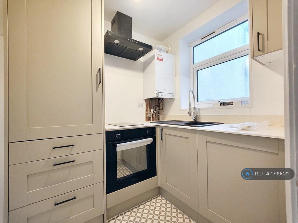 Newly Refurbished Kitchen
