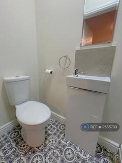 1 bedroom in a house share to rent, Grimsby Road, Cleethorpes, DN35