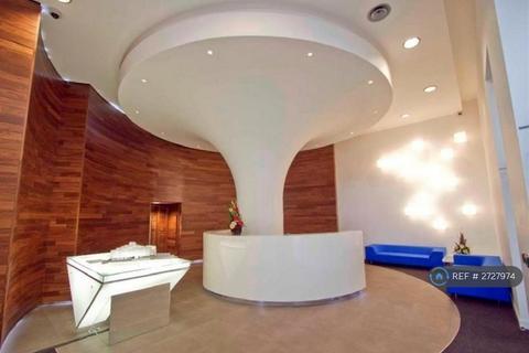 1 bedroom flat to rent, Vantage Building, Hayes, UB3