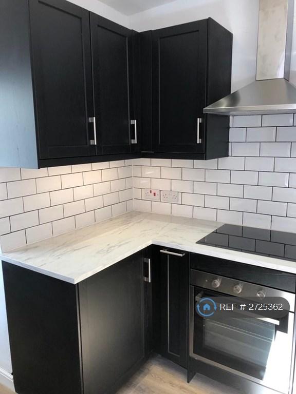 Kitchen - Storage And Electric Hob/Oven