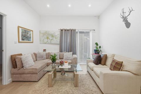 undefined, Chestnut Avenue, Forest Gate