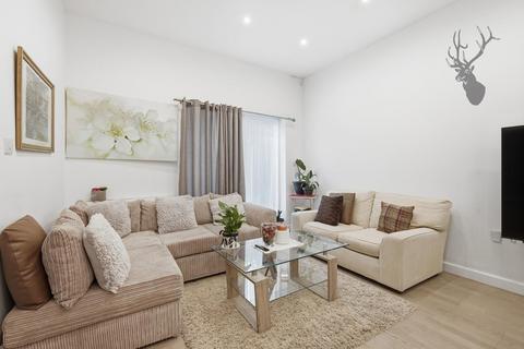 undefined, Chestnut Avenue, Forest Gate