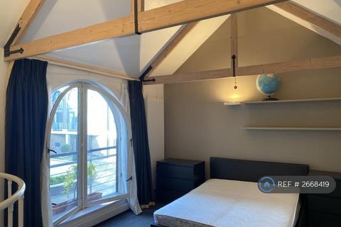 undefined, Plantation Wharf, London, SW11