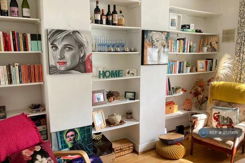 2 bedroom flat to rent, Allen Road, London, N16