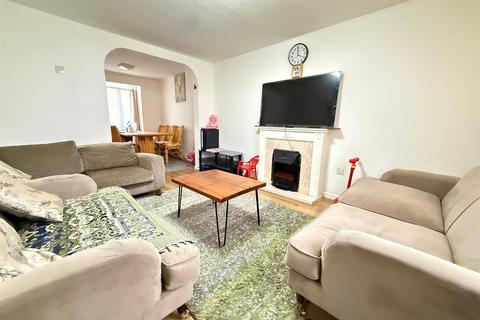 3 bedroom house for sale, Odell Close, Barking