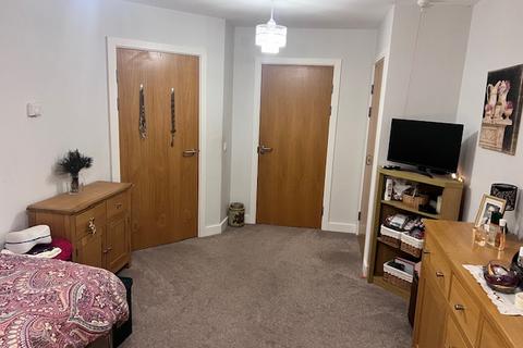 undefined, at Alexandra Place, South Lake Crescent, Woodley RG5