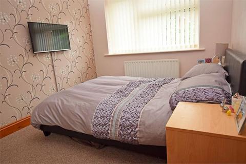 3 bedroom terraced house to rent, Mierscourt Road, Rainham, Gillingham