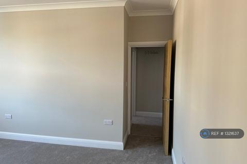 undefined, Welldon Crescent, Harrow, HA1
