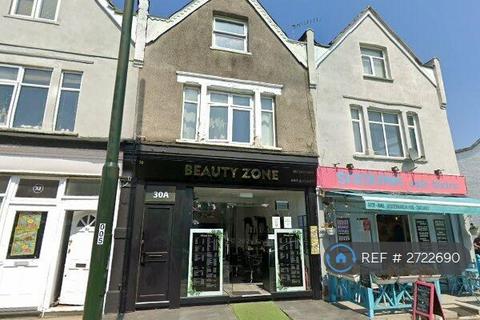 undefined, Staines Road, Twickenham, TW2
