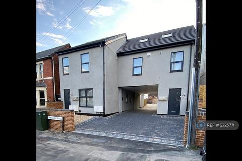 undefined, Cricklade Road, Swindon, SN2
