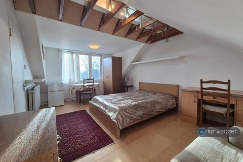 undefined, Fairfield Crescent, Edgware, HA8