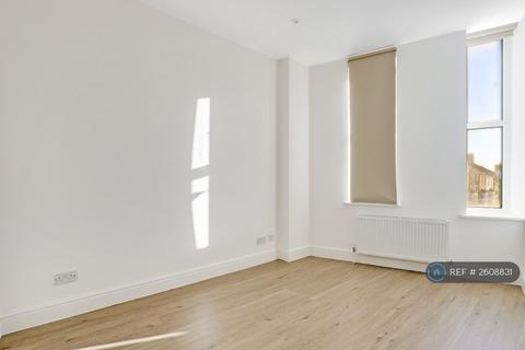1 bedroom flat to rent, Newlands Park, London, SE26