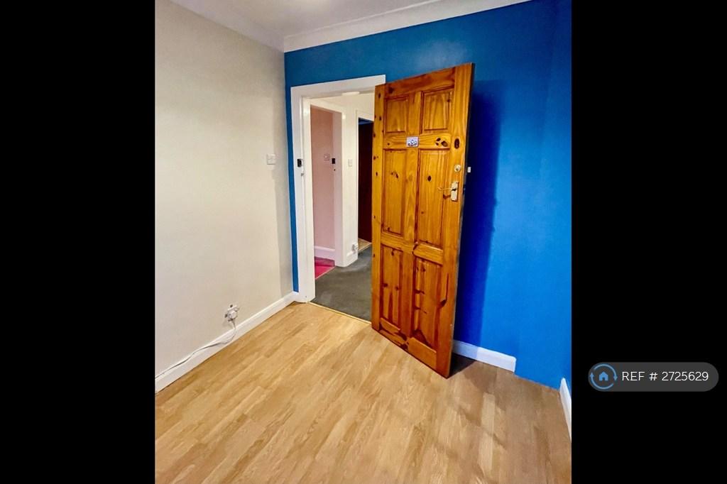Single Bedroom