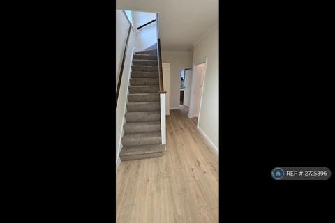undefined, Byron Avenue, Coulsdon, CR5