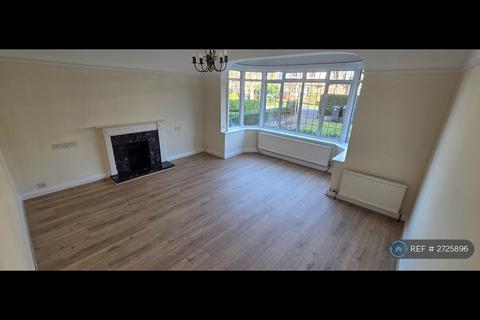 undefined, Byron Avenue, Coulsdon, CR5