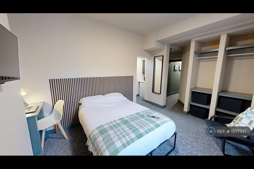 Room 4