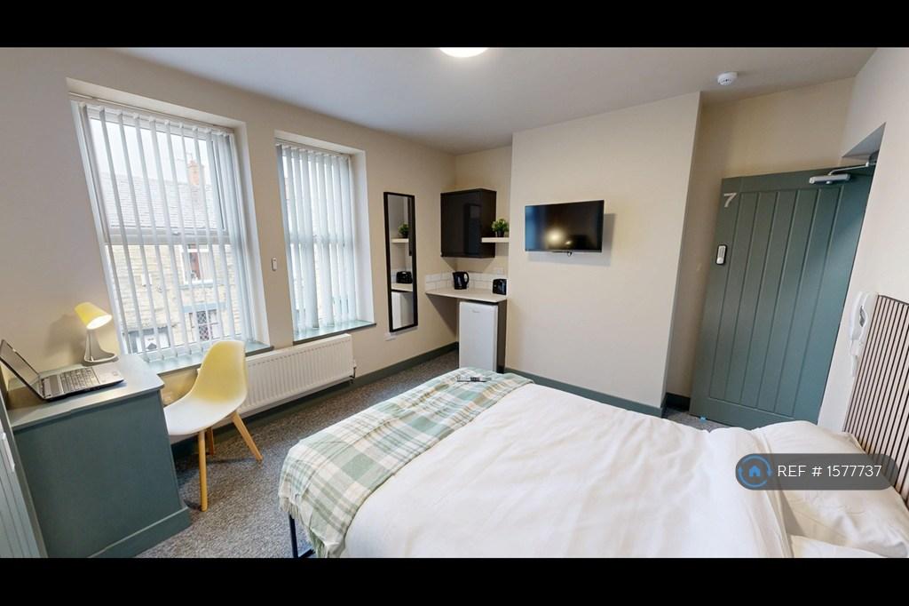 Room 7