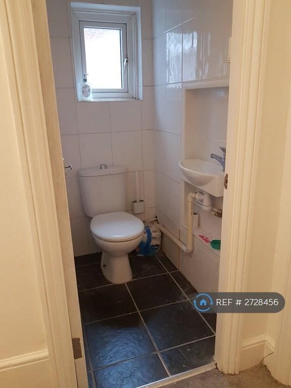 Toilet Upstairs