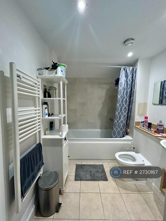 Toilet 3