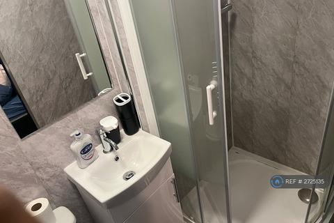 1 bedroom in a house share to rent, Birstall Road, Liverpool, L6