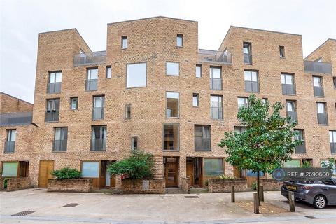 undefined, Narrowboat Avenue, Brentford, TW8