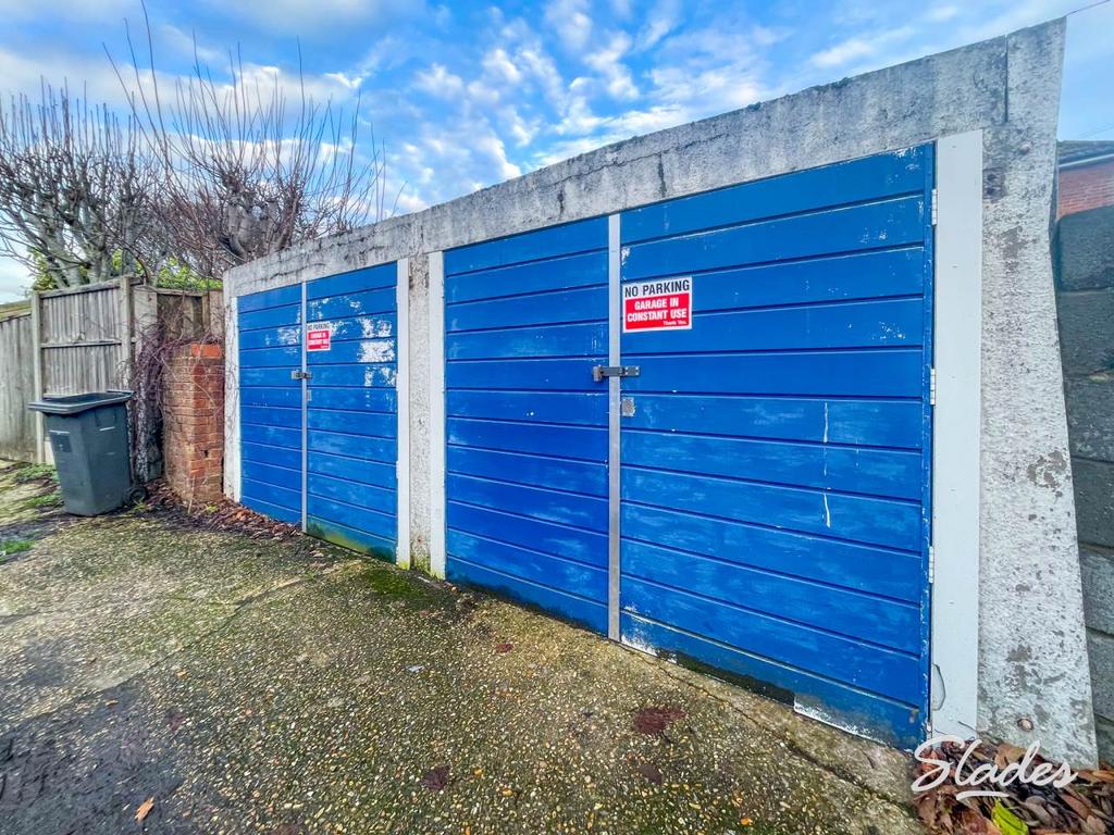 13 chestnut garage