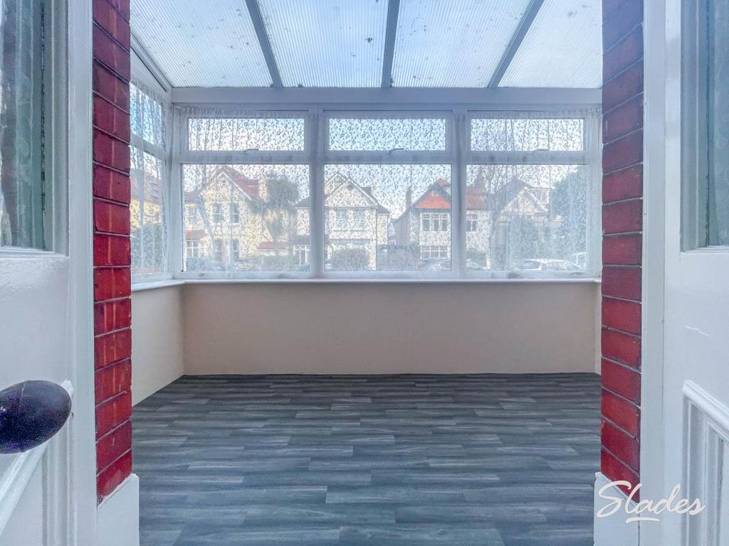 13 chestnut sun room