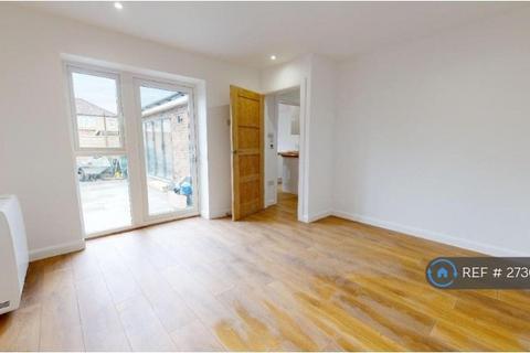 undefined, Abbotts Road, Mitcham, CR4