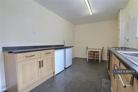 2 bedroom semi-detached house to rent, Gilpin Road, Thornaby, Stockton-On-Tees, TS17