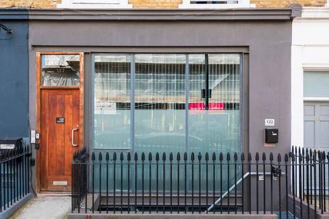 undefined, Packington Street, Angel, London, N1