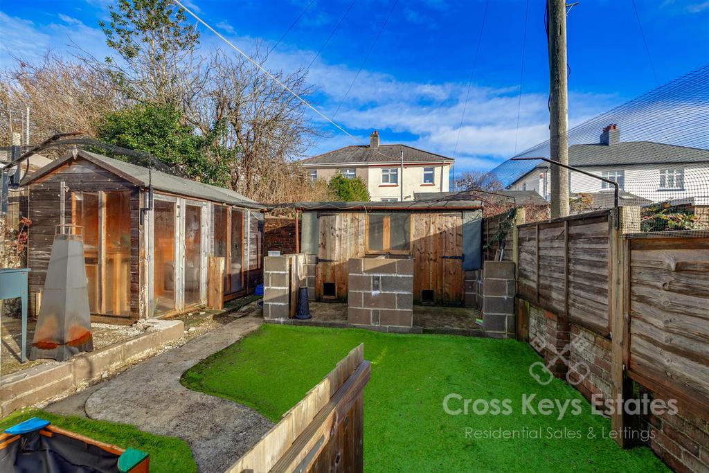 Garden &amp; Garage