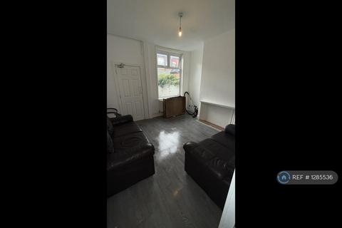 1 bedroom in a house share to rent, Lydford Street, Salford, M6