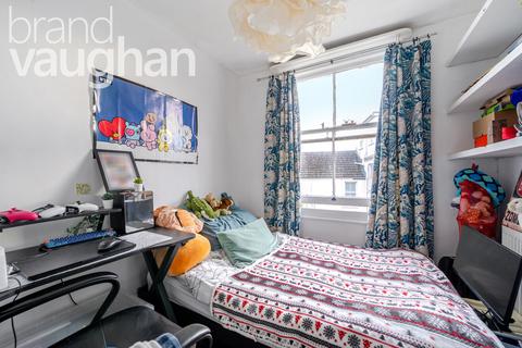 4 bedroom terraced house to rent, Hampstead Road, Brighton, East Sussex, BN1