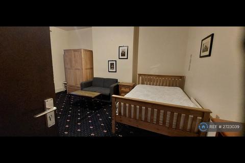 1 bedroom in a house share to rent, Stanmore Road, Birmingham, B16