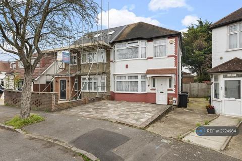 undefined, Worton Gardens, Isleworth, TW7