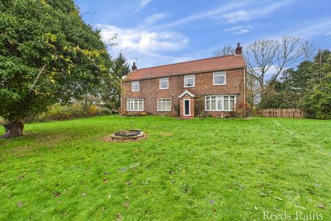 3 bedroom detached house for sale, Pratts Lane, Hull HU11