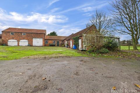 3 bedroom detached house for sale, Pratts Lane, Hull HU11