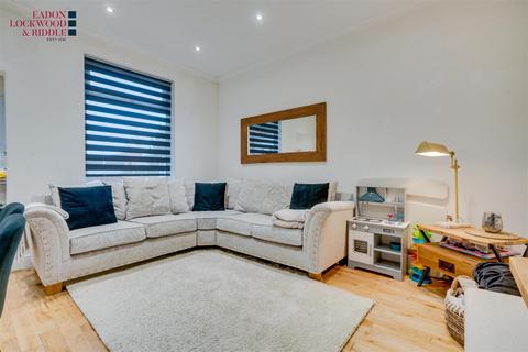 4 bedroom terraced house for sale, Oxford Street, Rotherham