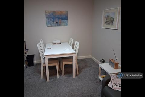 2 bedroom flat to rent, The Oasis, Poole, BH13